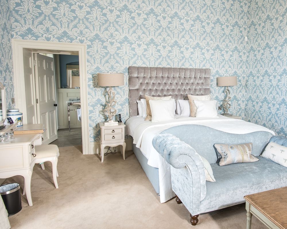 Boyne House Slane boasts 6 tastefully appointed luxury ensuite Heritage Bedrooms in the Main House along with 4 additional Bedrooms in the Coach House, offering luxurious accommodation and private rental in the heart of Slane village.